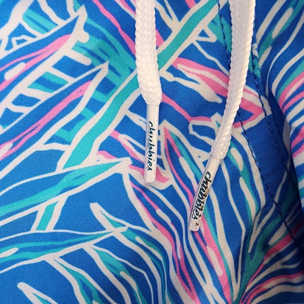 Chubbies Mens M Swim Trunks Tropical Leaves Beach Colorful 5.5